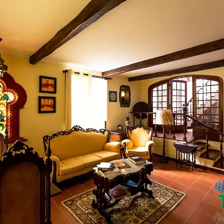 Casa Das Camelias