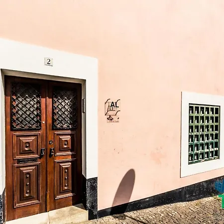 Casa Das Camelias *